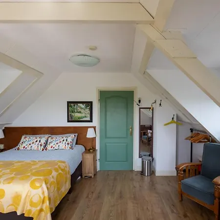 兰德勒文住宿加早餐旅馆 4*