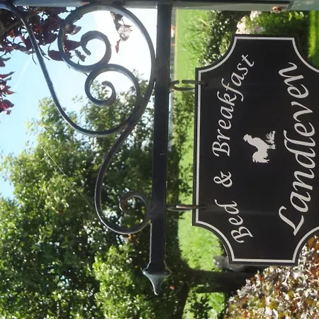 兰德勒文住宿加早餐旅馆 海勒武特斯莱斯