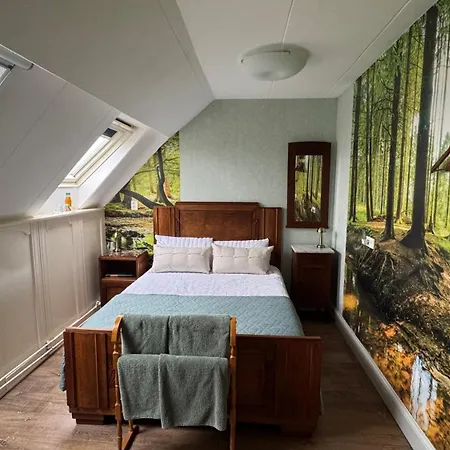 Landleven B&B 헬레보에스루이스